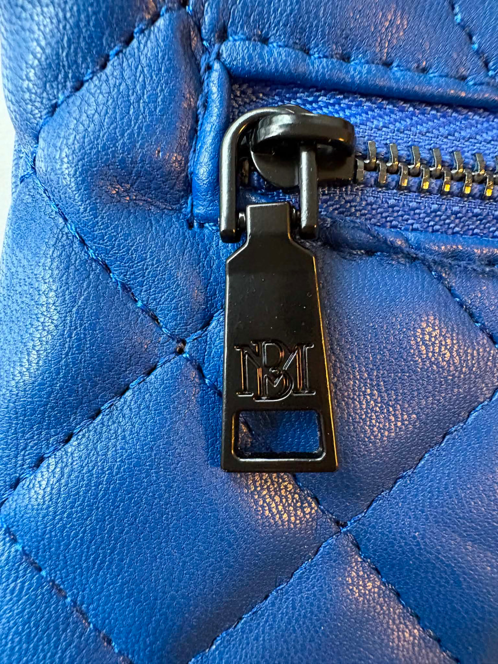 pochette/portefeuille Badgley Mischka bleu (neuf)