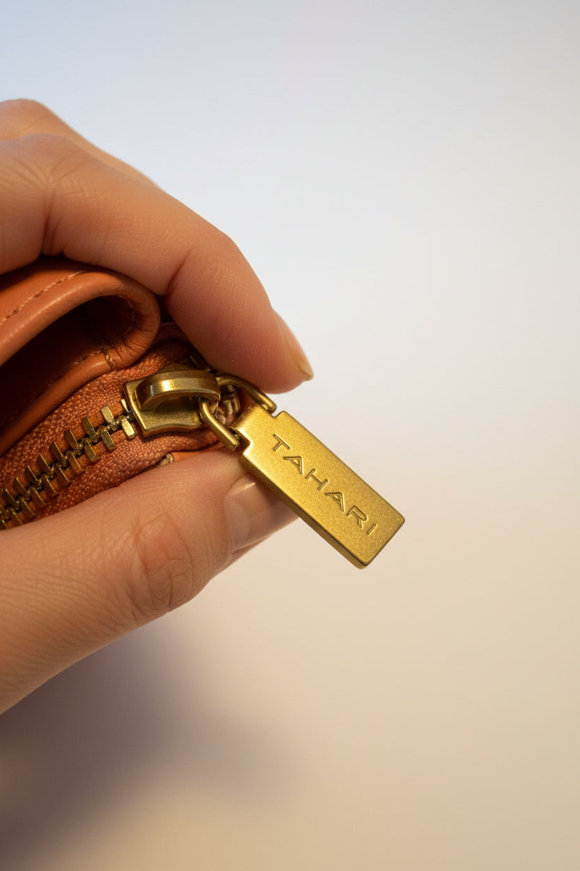 Portefeuille  Tahari