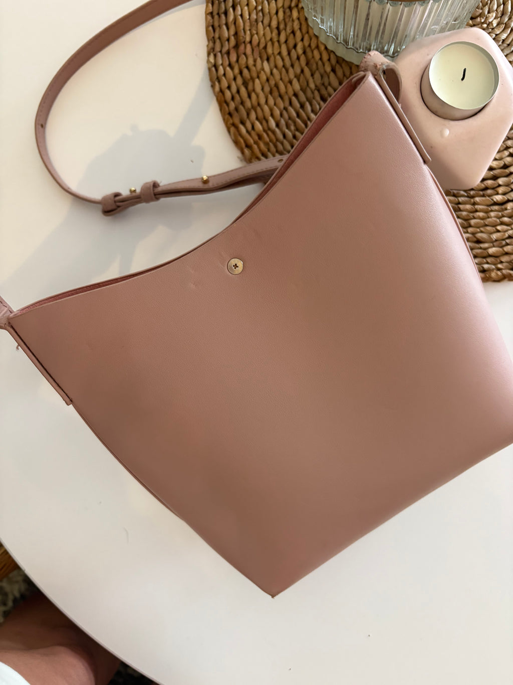 Sac cuir végétalien rose marque Samara