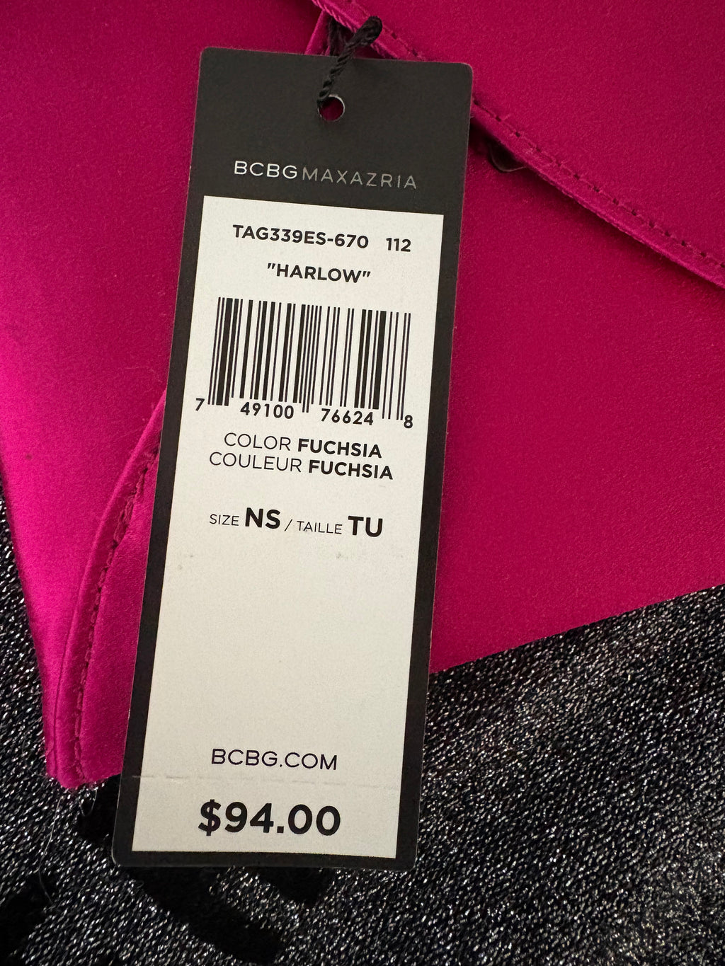 Sac de soirée en satin rose fuchsia BCBG
