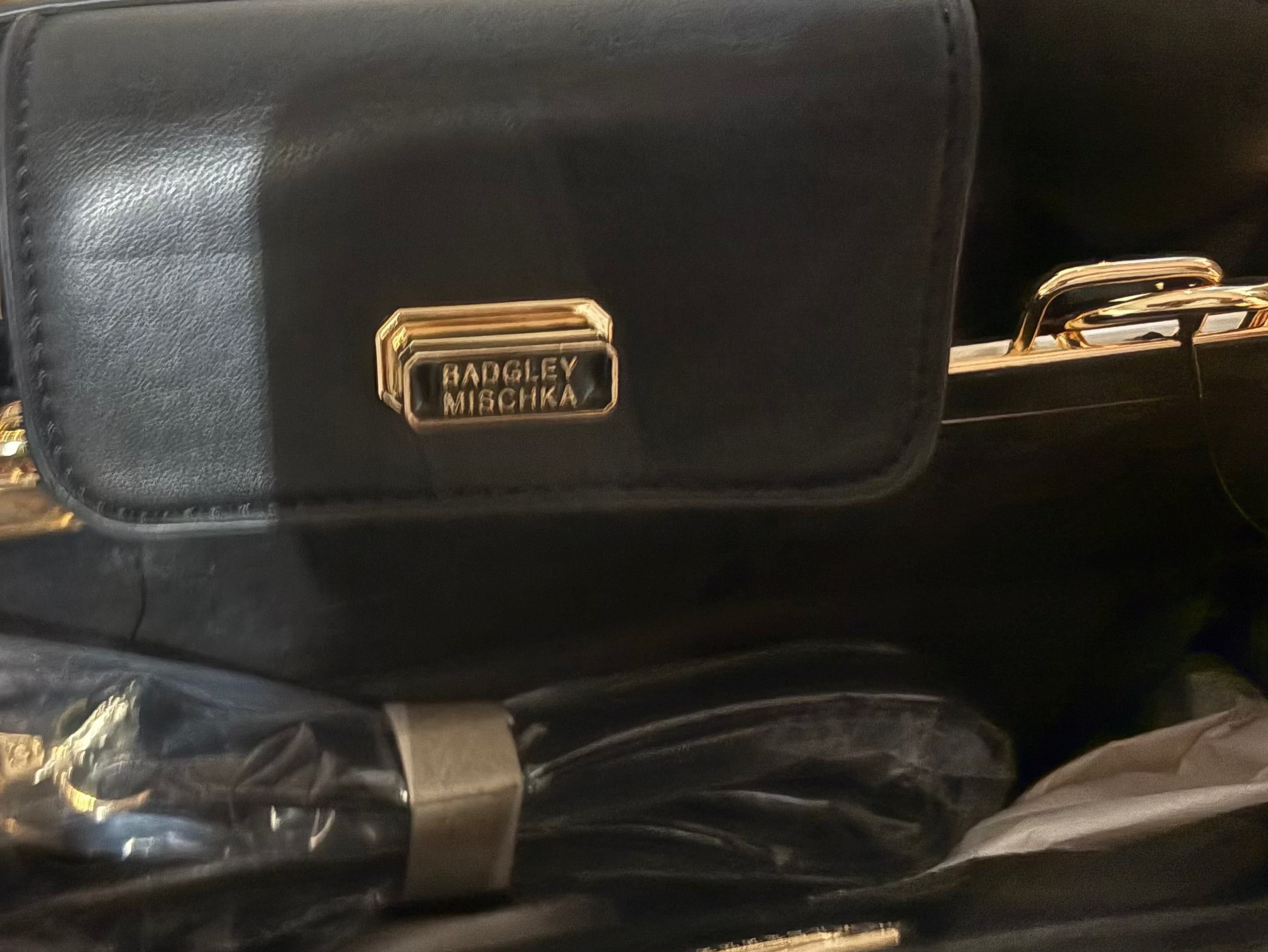 Sac à main matelassé noir Badgley Mischka – détails dorés et bandoulière