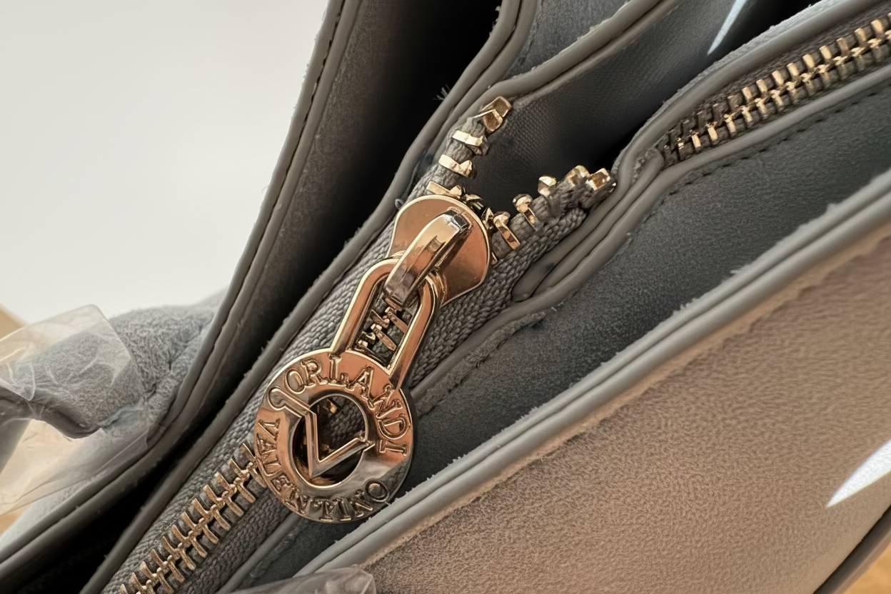 Sac à main Valentino Orlandi en suède bleu poudré